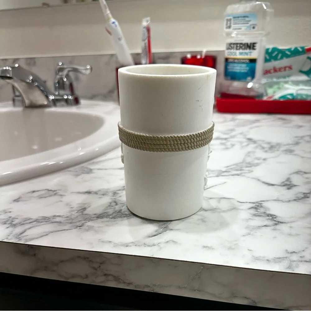 Beach Themed Bathroom Toothbrush Holder